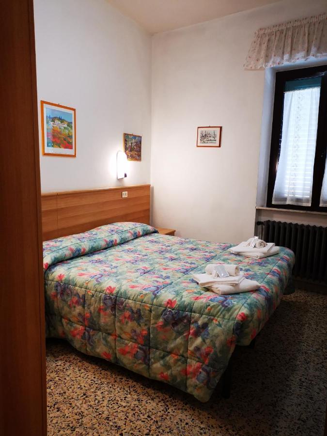Osteria Dei Locandieri Abbadia San Salvator Bagian luar foto